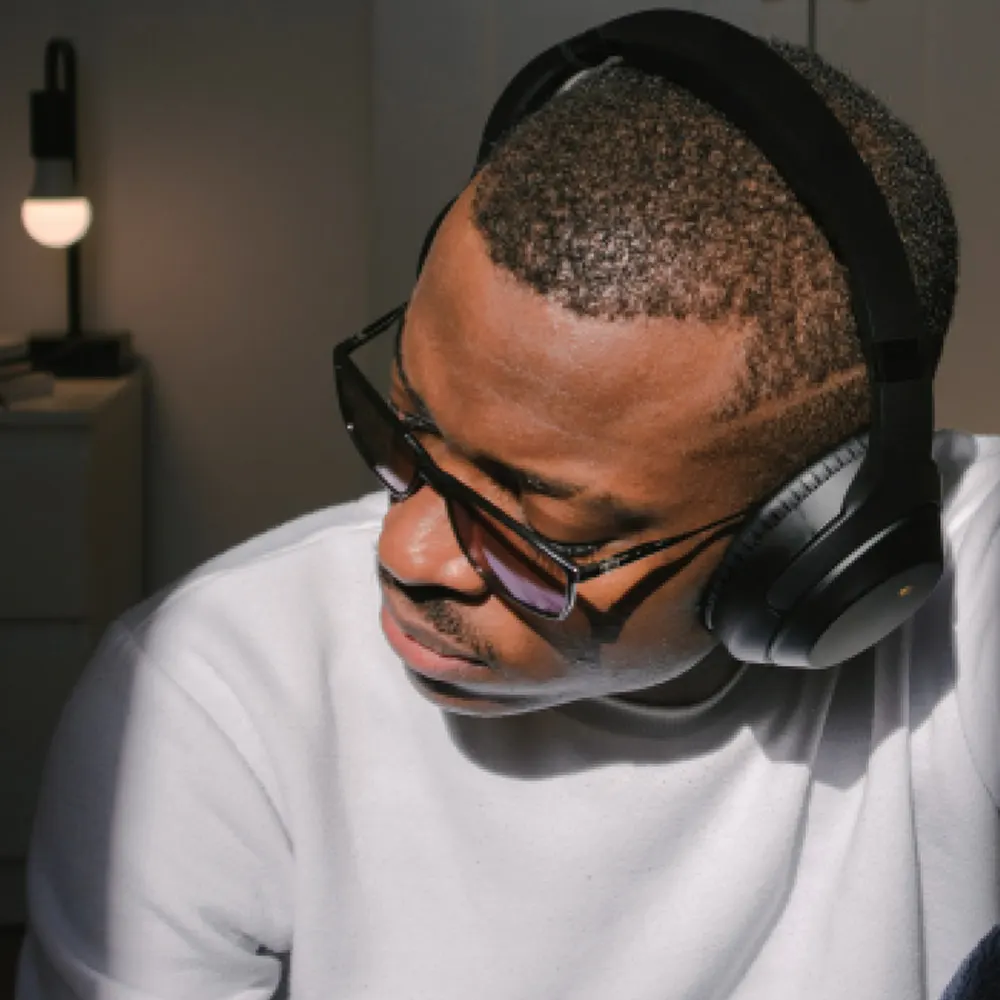 HT320 HEADSET BT5.3 ANC MIC 25H USB-C BL - Image 3